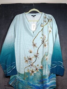 Floral Ombre V-Neck Tunic in Seafoam & Teal